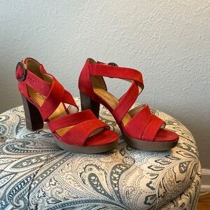Paul Green Platform Sandals